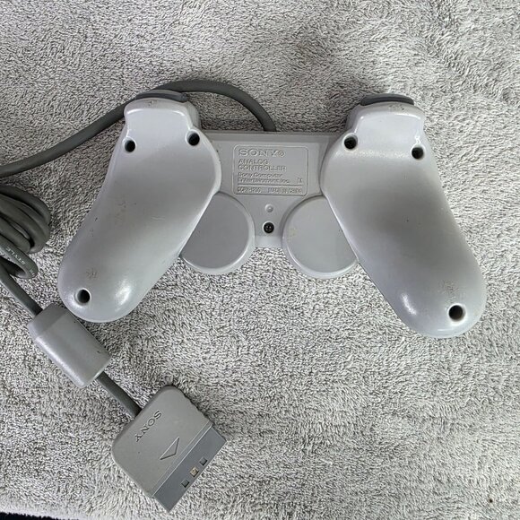 Sony PlayStation Analog Controller SCPH-1200 Wired Grey PS1 PS2 - Picture 7 of 7